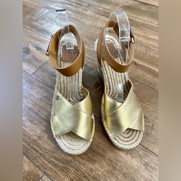 Tory Burch Bima Wedge Sandal Gold/Tan 9, Tory Burch Gold Espadrilles 9 - Picture 5 of 15